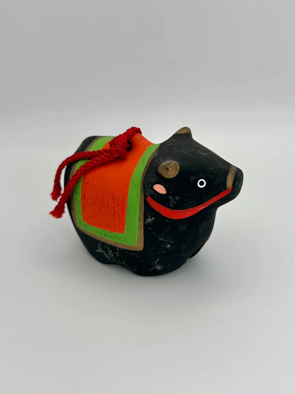 CB001 - Clay bell ornament Dorei Cow