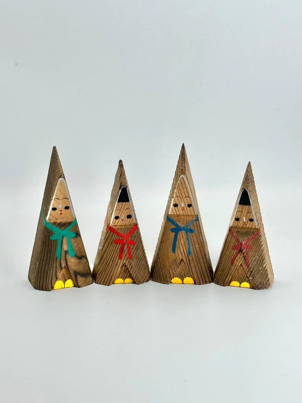 FT133 - Akita Cedar Folk Craft omiyage kokeshi 鳴子温泉