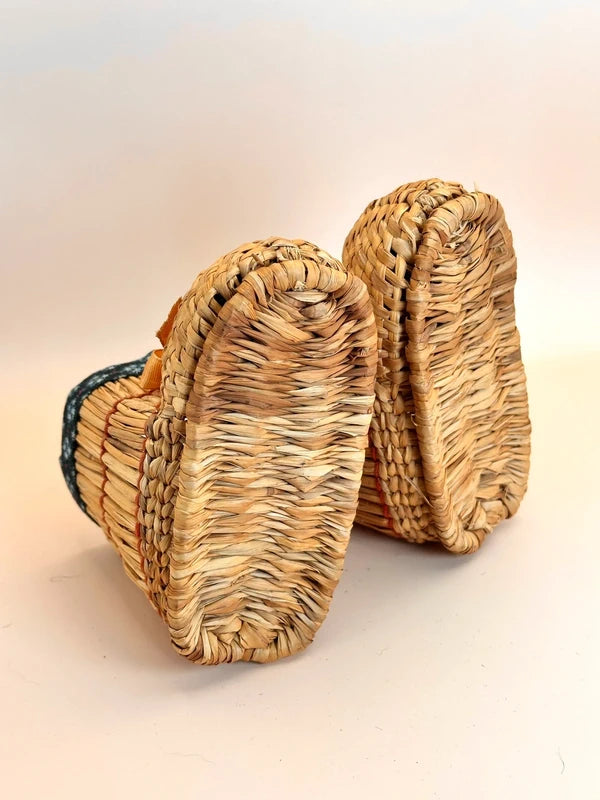 FT140 - Waraji-style straw boots folktoy Large