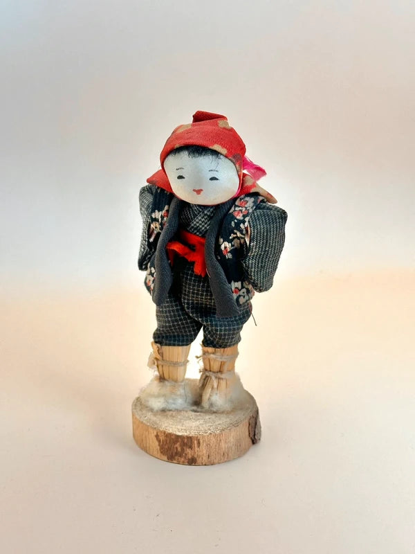 K15077 - Mingei Ningyō vintage folk craft