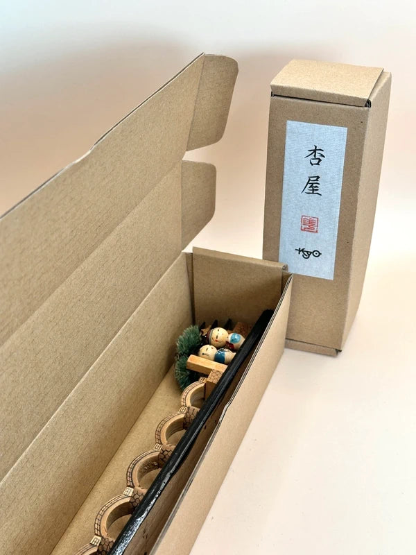 FT153 - Vintage omiyage kokeshi from Kintaikyō