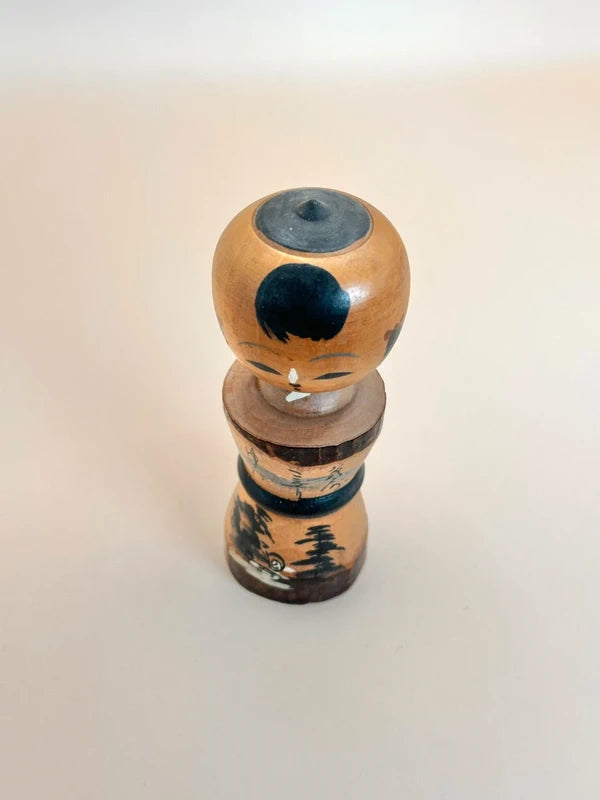 K10140 - Omiyage onsen kokeshi doll