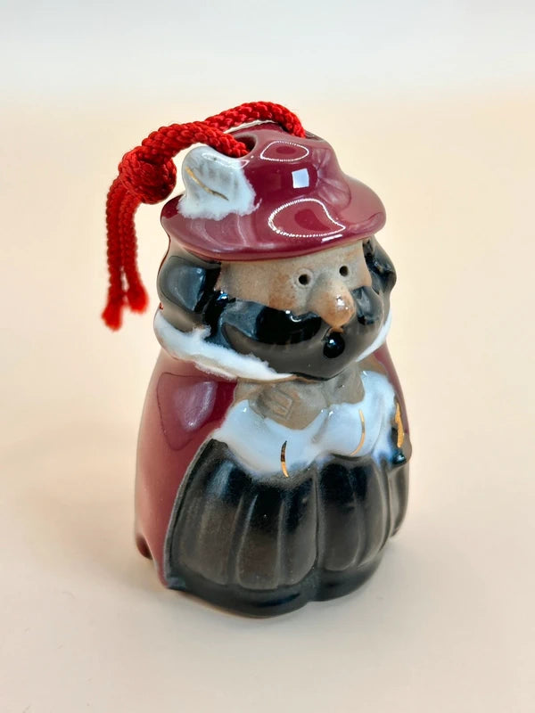 CB050 - Clay bell Dorei Nagasaki Oranda Ningyō 長崎オランダ村