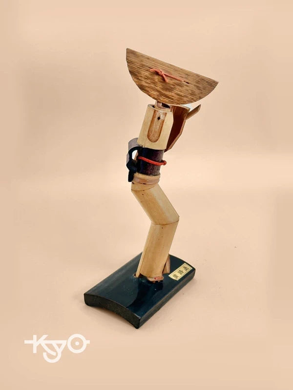 FT158 - Vintage omiyage takeningyō bamboo doll