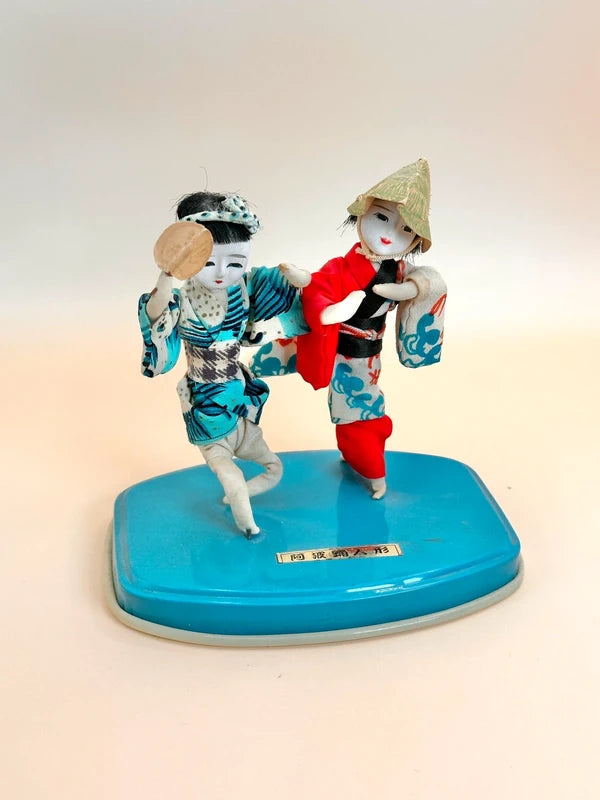 FT159 - Vintage Awa Odori Folk Doll Pair
