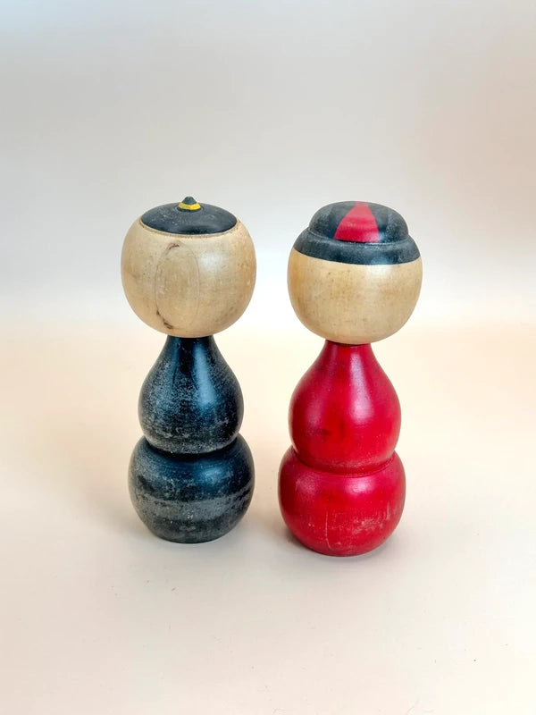K10144 - Vintage Sosaku kokeshi doll set