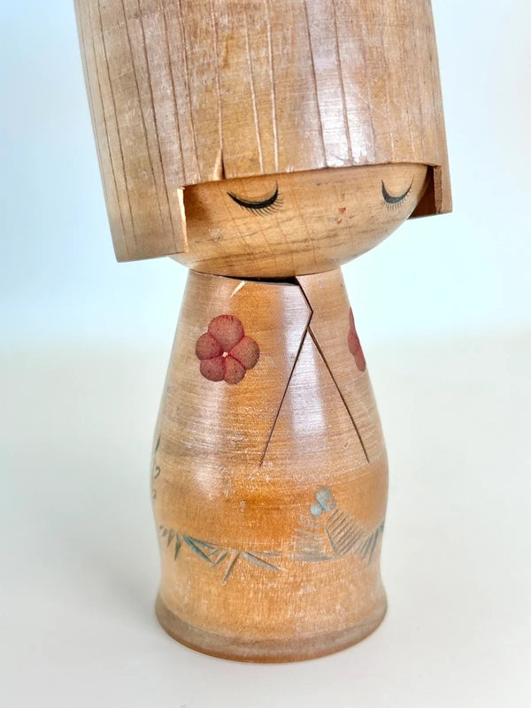 K15083 - Sosaku kokeshi by Ueda Izumi 值田和泉