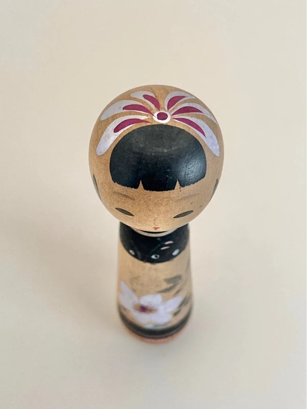 K10124 - Spring Starflower Omiyage Kokeshi Doll