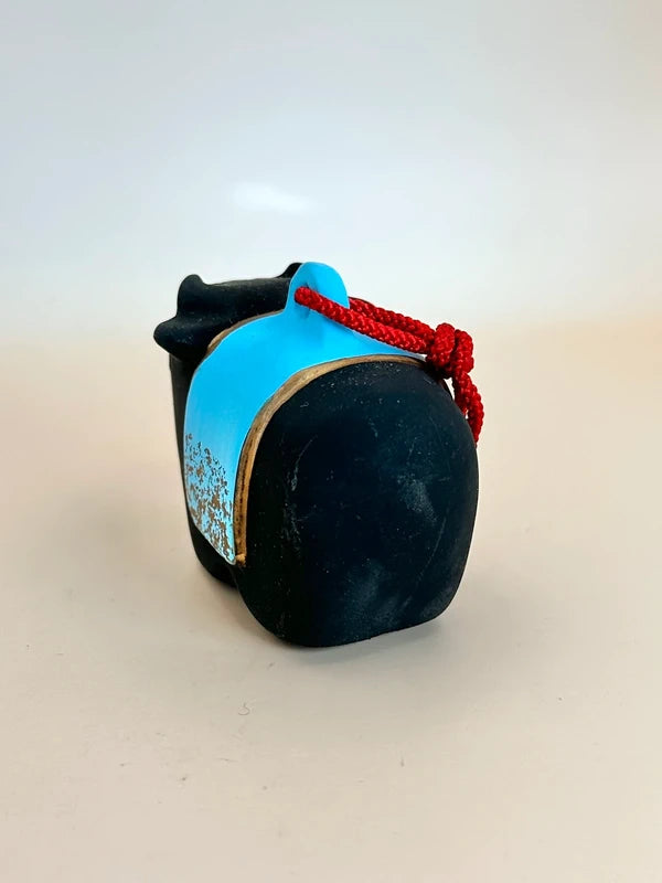 CB069 - Clay bell ornament Dorei Cow