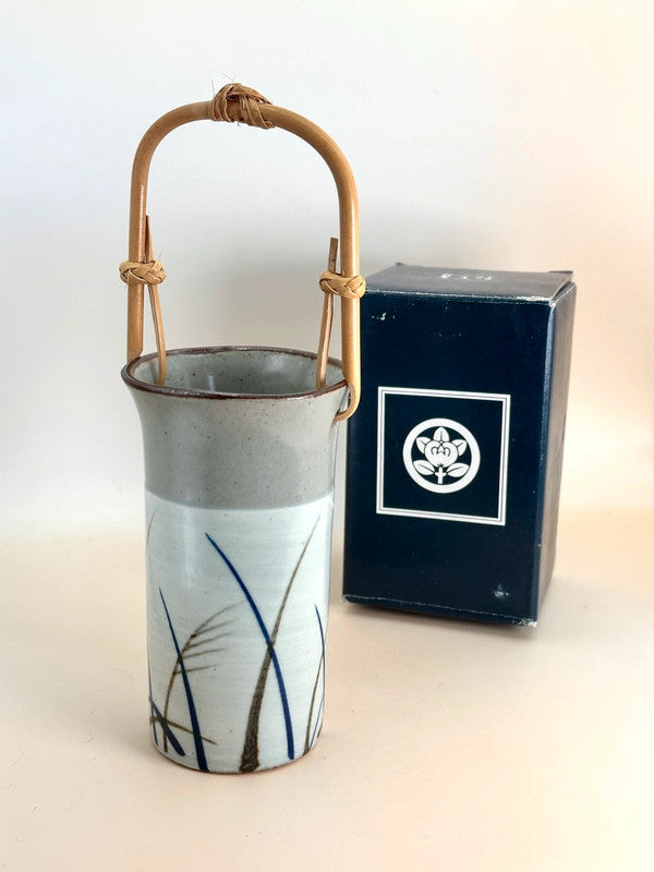 TB37 - Vintage Japan Ceramic Vase bamboo handle by Tachikichi たち吉