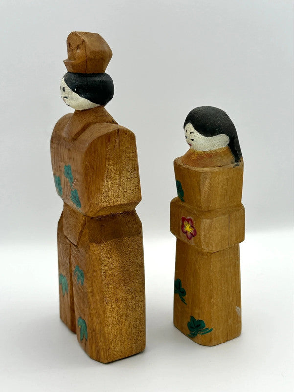 FT07 - Japanese folk toy - pair of Hina wooden dolls