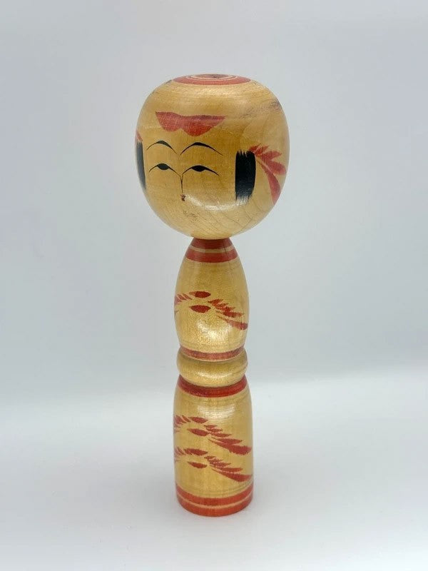 K18043 - Traditional Yajirō Kokeshi by Naoki Sato 佐藤直樹