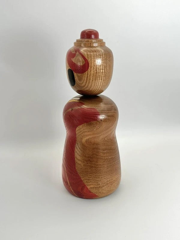 K20071 - Traditional Tsuchiyu kokeshi by Tokunaga Shinichi