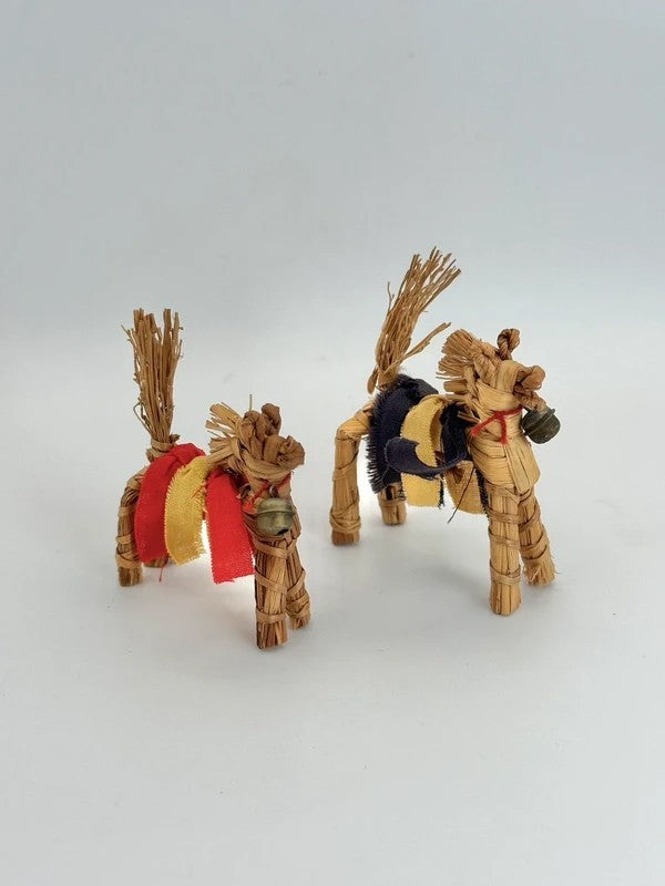 FT70 - Vintage Japanese folk toy horses