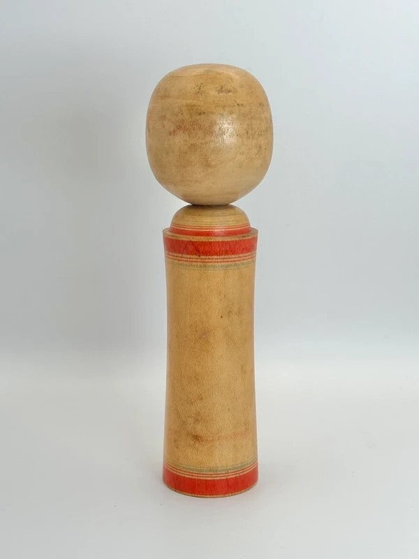 K18042 - Traditional Naruko kokeshi by Honma Tomegorō