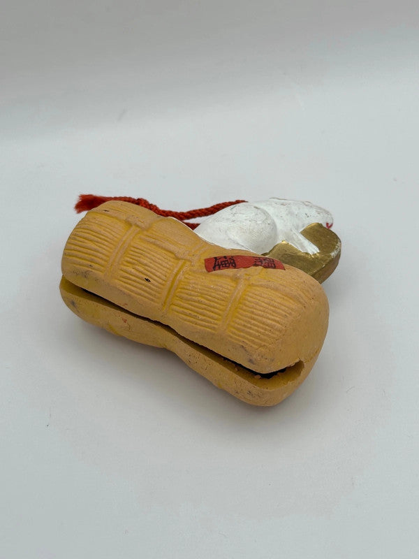 CB007 - Clay bell ornament Dorei Rat