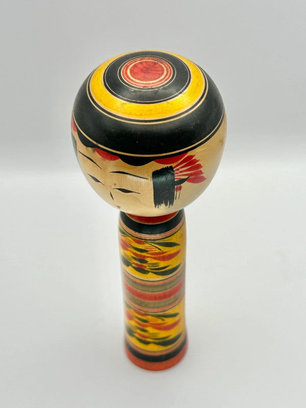 Kokeshi Yajiro traditionnel par Minao Sato