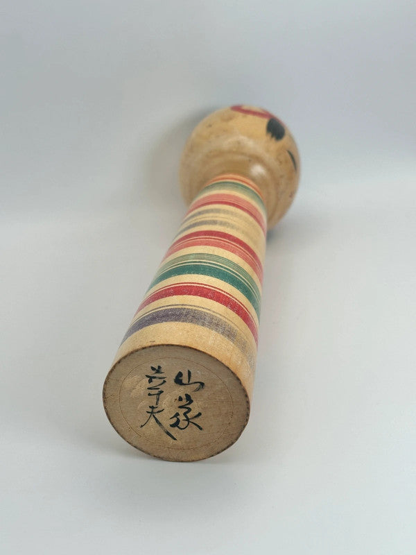K25027 - Kokeshi traditionnel Tsugaru