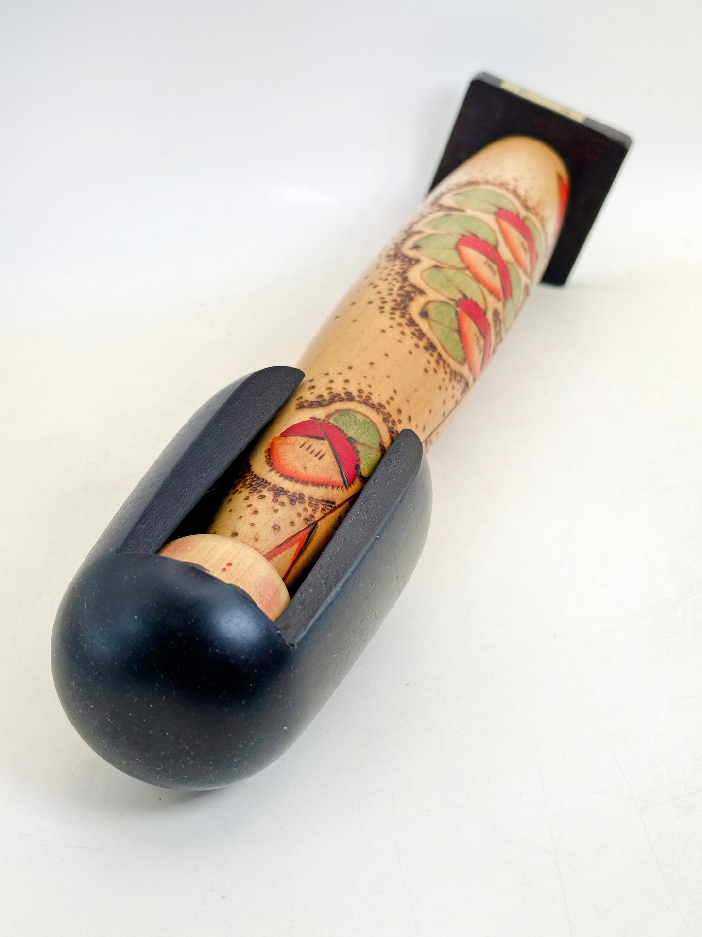 K30045 - Sosaku kokeshi by Kazuo Takamizawa 高見沢一夫