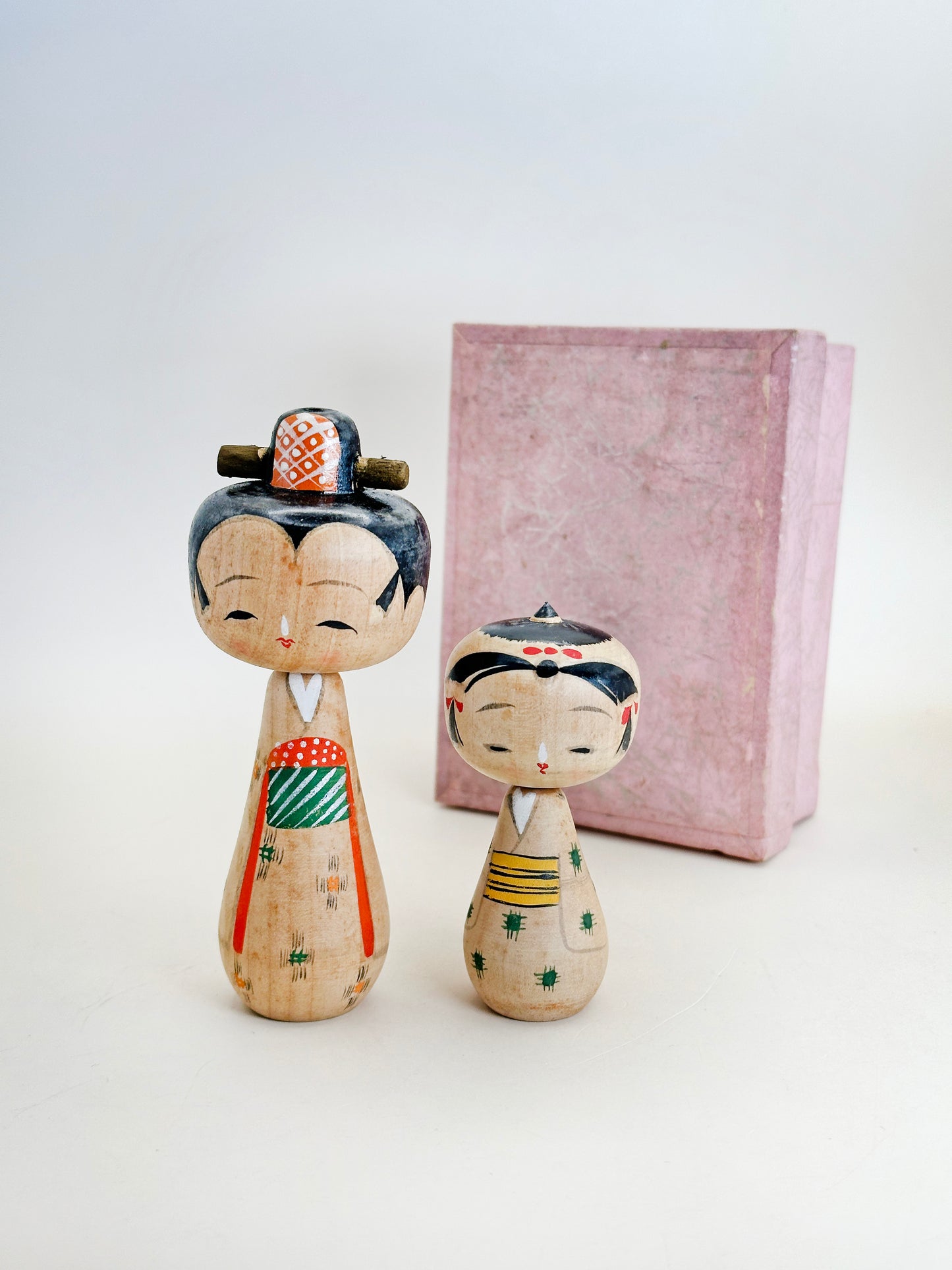 K10178 - Sōsaku Kokeshi set by Sasayama Masue 笹山益惠