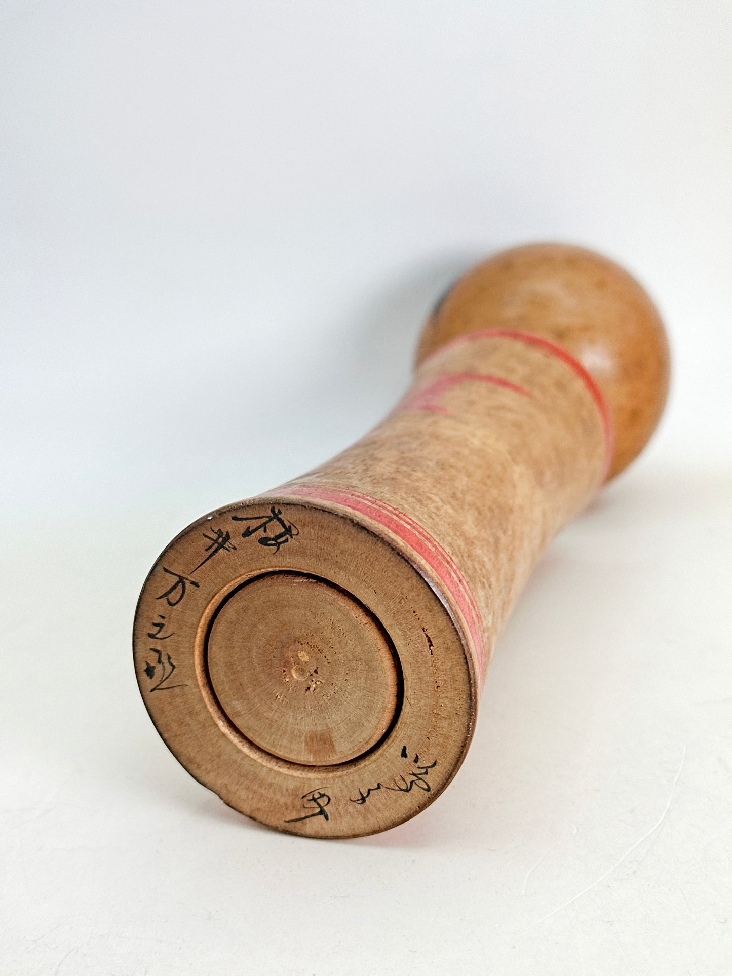 K20127 - Naruko kokeshi by Mannojo Sakurai 桜井万之丞