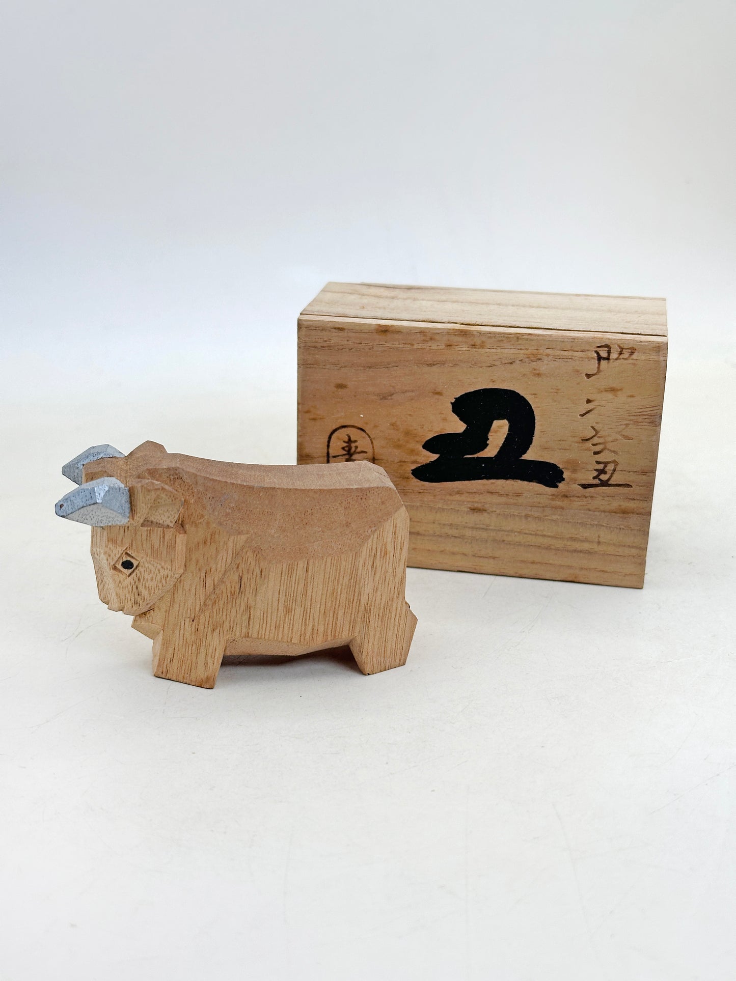 FT485 - Woodcarving cow from Kasuga Taisha 春日大社 1973