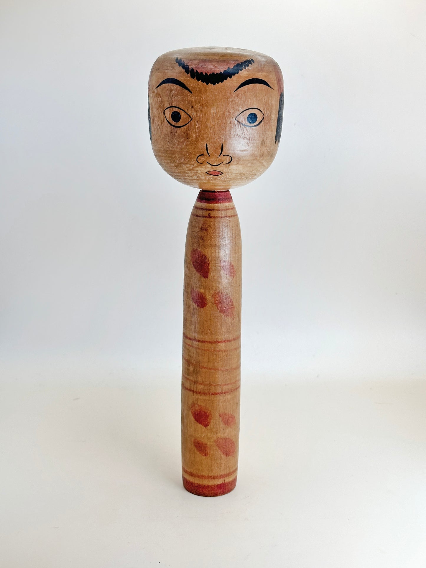 K25066 - Traditional Tsuchiyu kokeshi by Haruo Sanpei 三瓶春男
