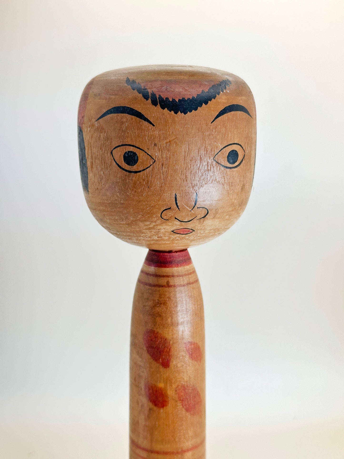 K25066 - Traditional Tsuchiyu kokeshi by Haruo Sanpei 三瓶春男