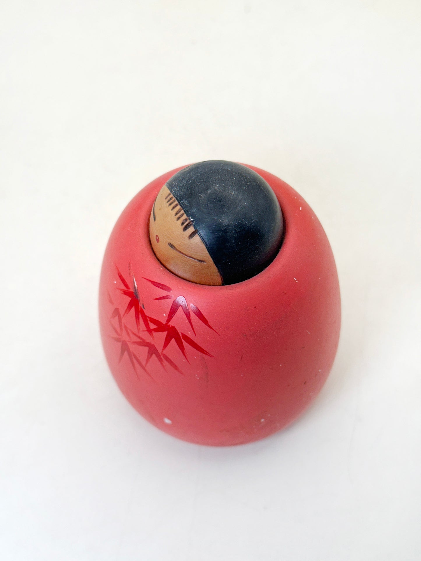 K10210 - Sosaku Kokeshi por Sekiguchi Tōa 関口東亜