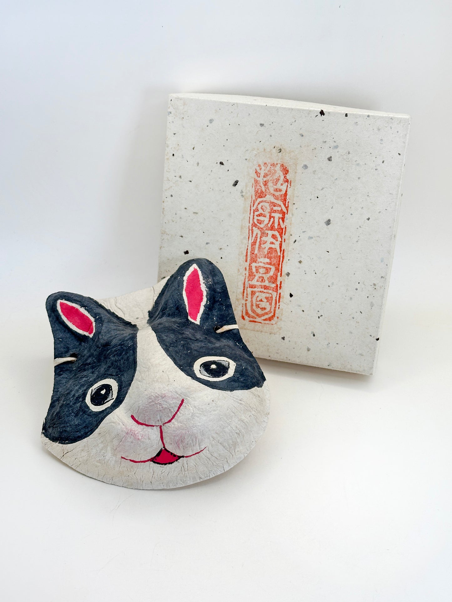 FT305 - Japón Izu Máscara de conejo de papel maché 伊豆張子