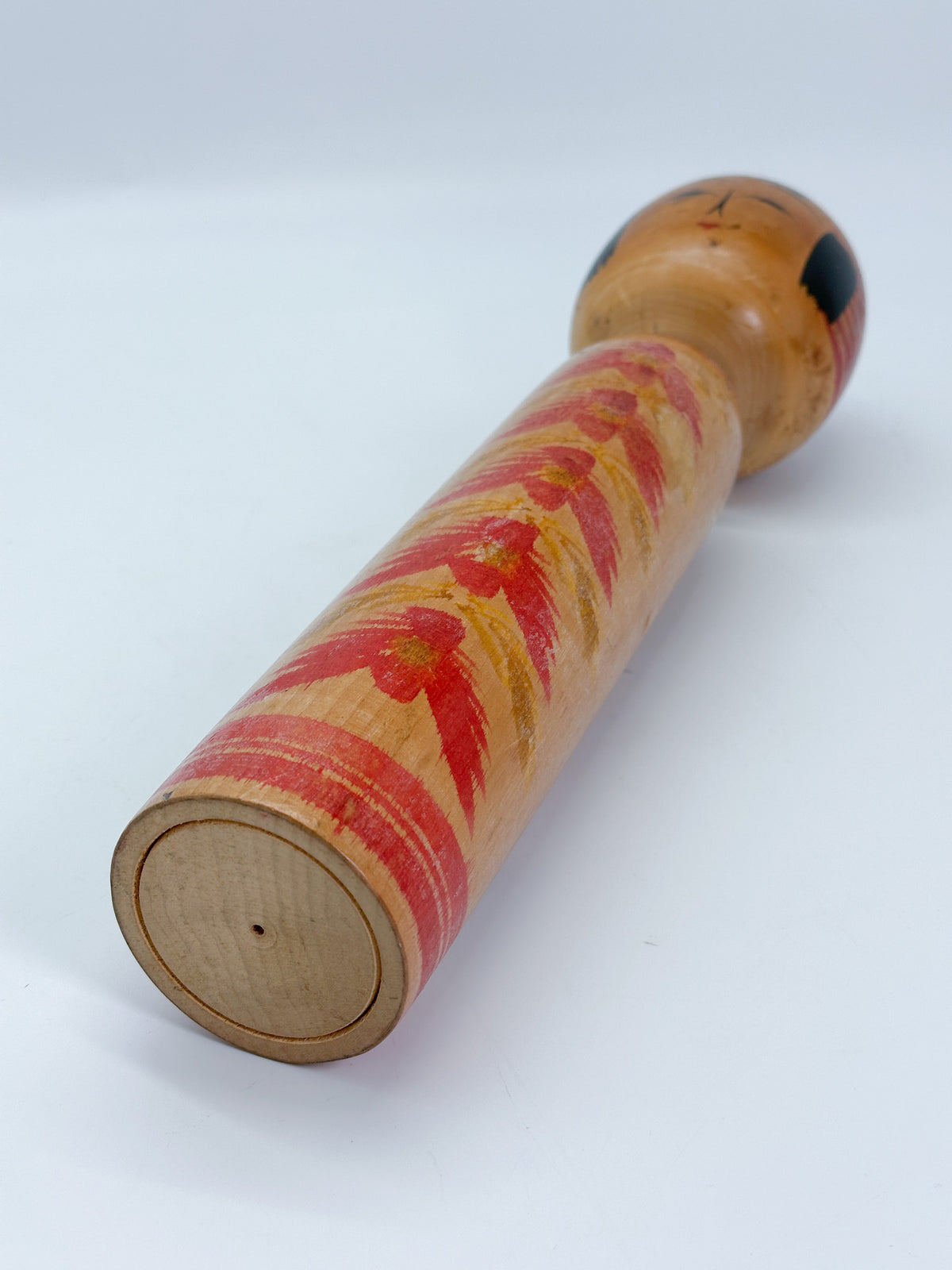 K35019 - Togatta Kokeshi by Tomio Sato 佐藤富雄