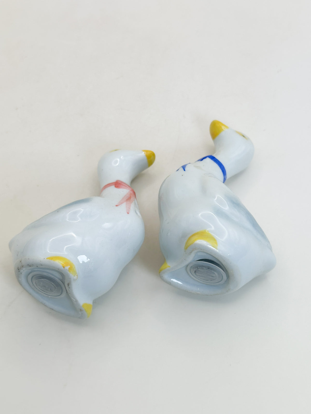 TB450 - Ducks Condiment Shakers アヒル