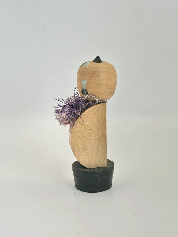 K10081 - Onsen souvenir omiyage kokeshi doll