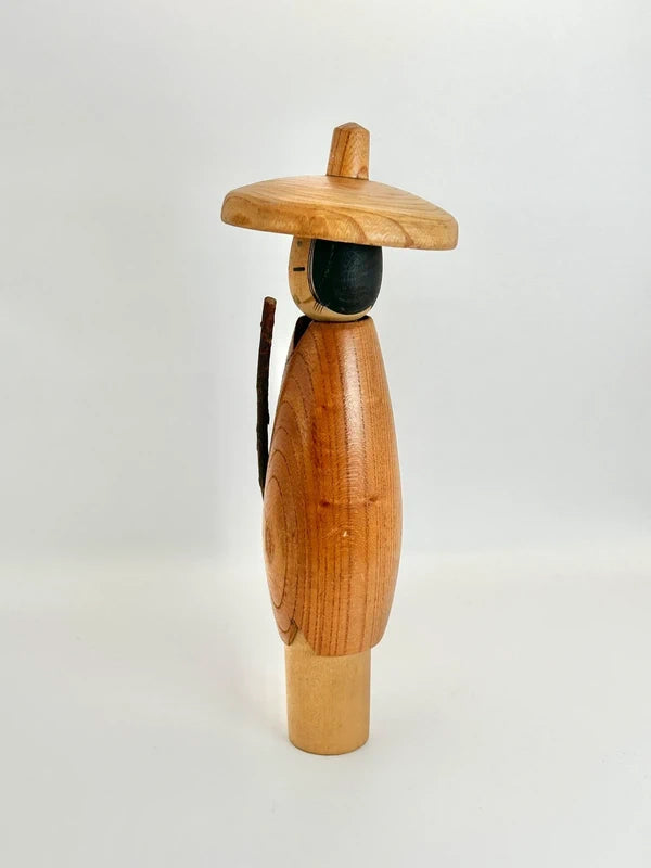 K20076 - Vintage sosaku kokeshi doll