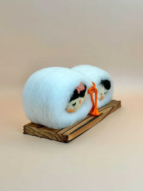 FT92 - Vintage Snow Baby Kokeshi Doll