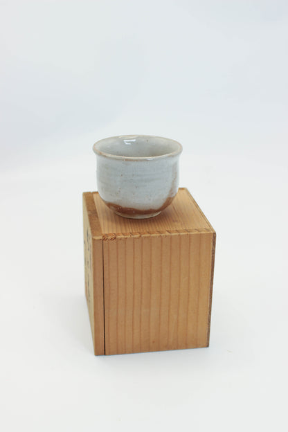 TB347 - Tenpōzan Hagi-yaki yunomi tea cup 萩焼
