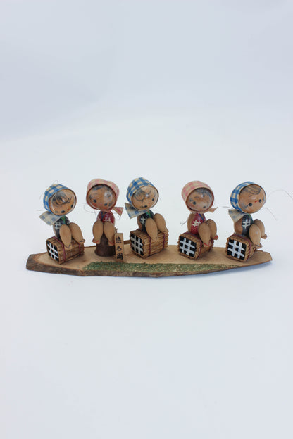 K20162 - Omiyage Kokeshi from Lake Haruna 榛名湖