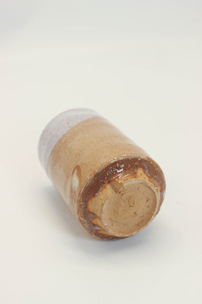 TB350 - Seihō Kiln Hagi-yaki cup 萩焼