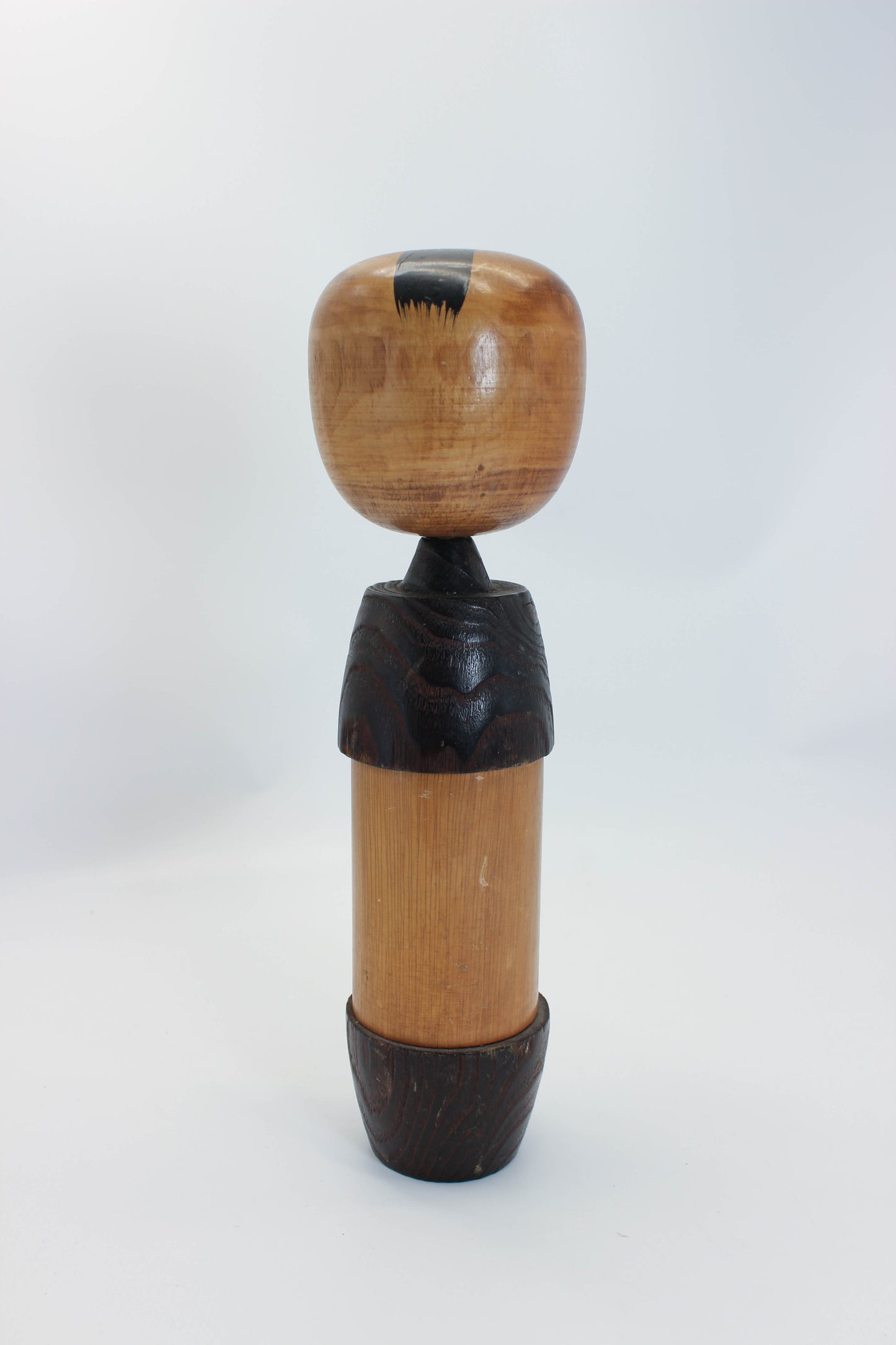 K30070 - Sosaku Kokeshi by Usaburō Okamoto 岡本卯三郎