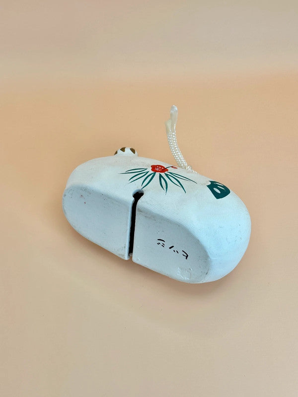 CB020 - Clay bell ornament Dorei Sheep