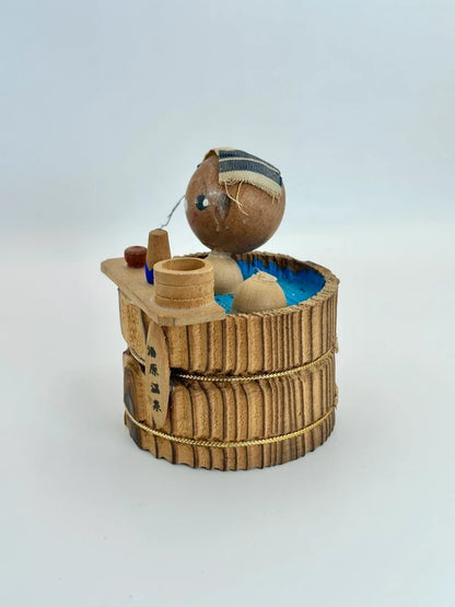 K10119 - Onsen omiyage kokeshi Yubara Onsen 湯原温泉