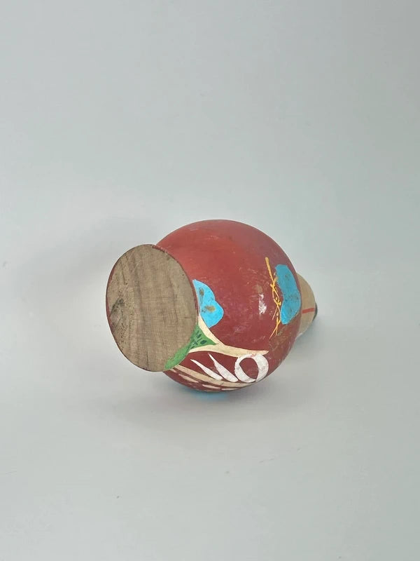 K10094 - Vintage Heian-style kokeshi doll