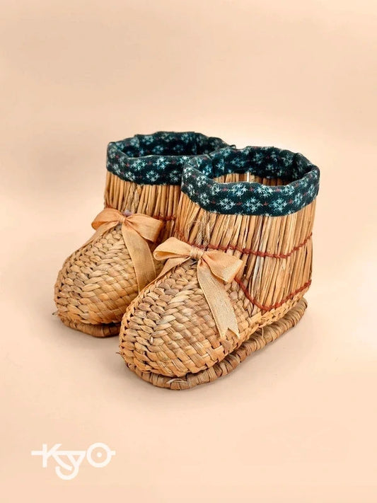 FT140 - Waraji-style straw boots folktoy Large