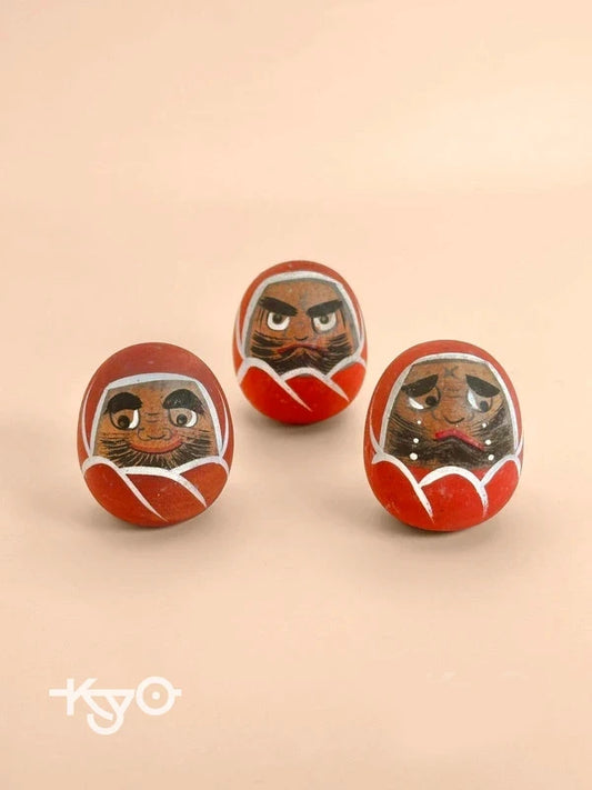 K05031 - Wooden Yamanaka Daruma Doll set