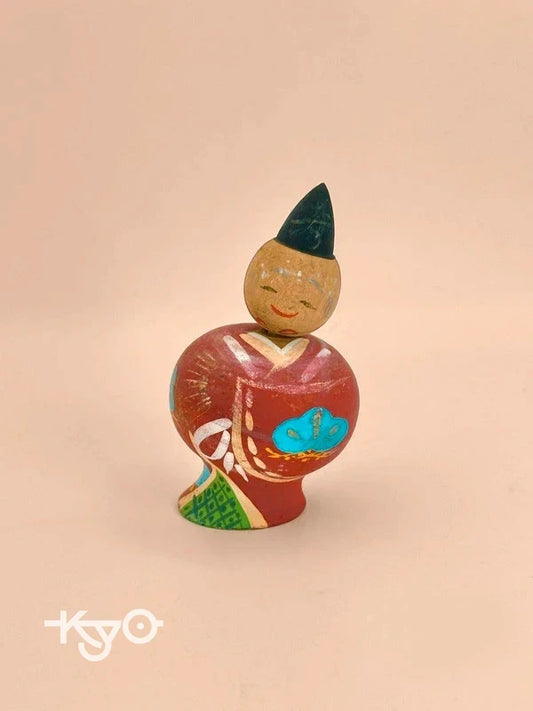 K10094 - Vintage Heian-style kokeshi doll
