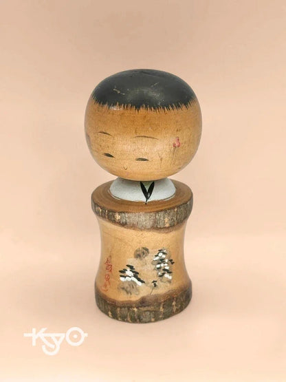 K10041 - onsen souvenir kokeshi doll Japan