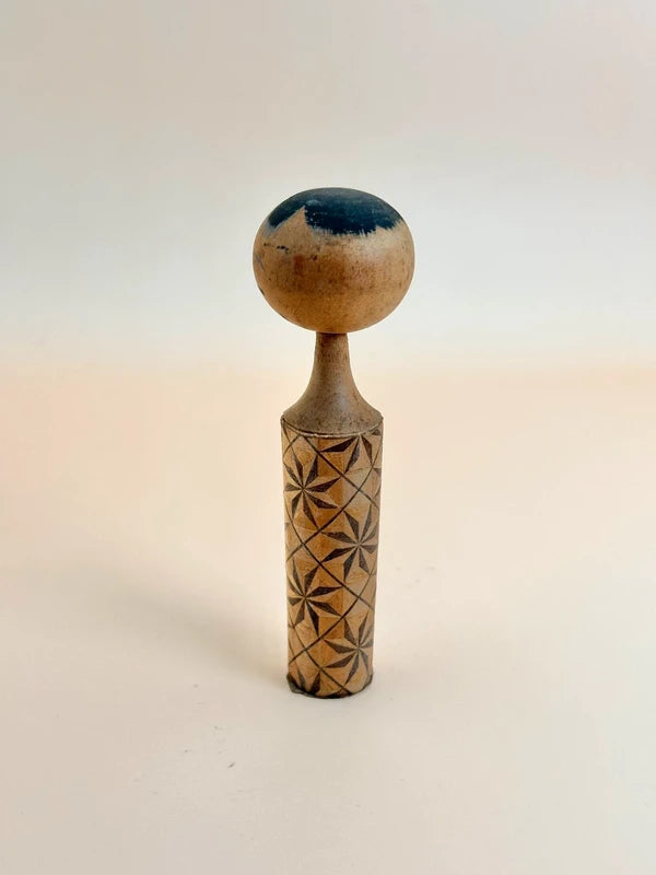 K10133 - Sōsaku Kokeshi with Kumiko-Inspired design