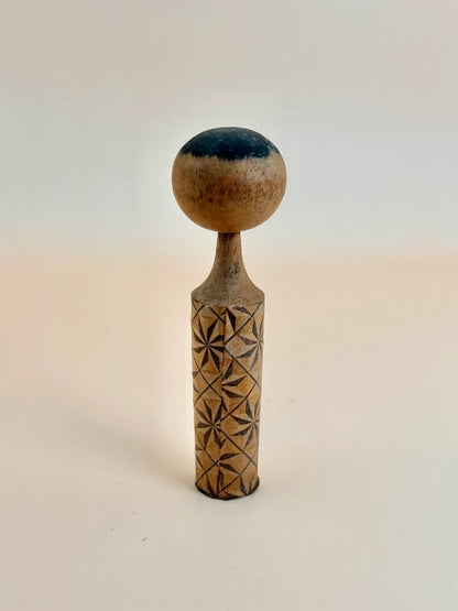 K10133 - Sōsaku Kokeshi with Kumiko-Inspired design