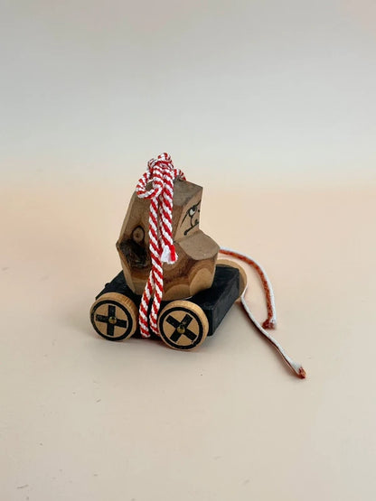 FT146 - Vintage handcrafted Daruma on wheels
