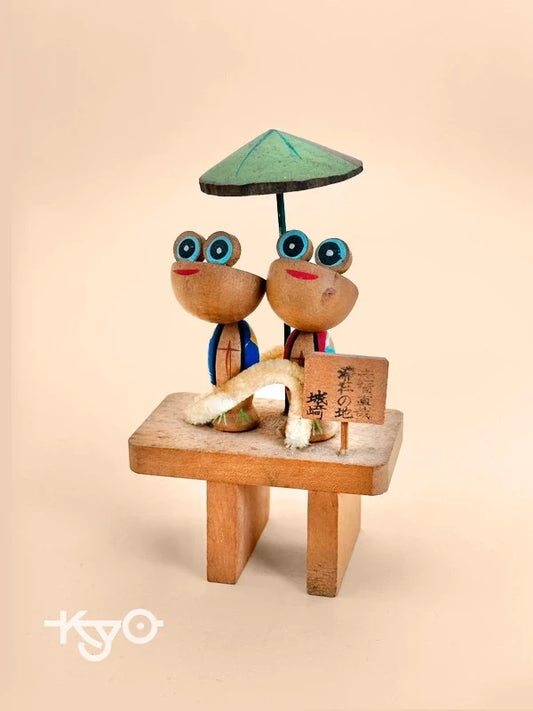 FT150 - Wooden omiyage craft from Kinosaki